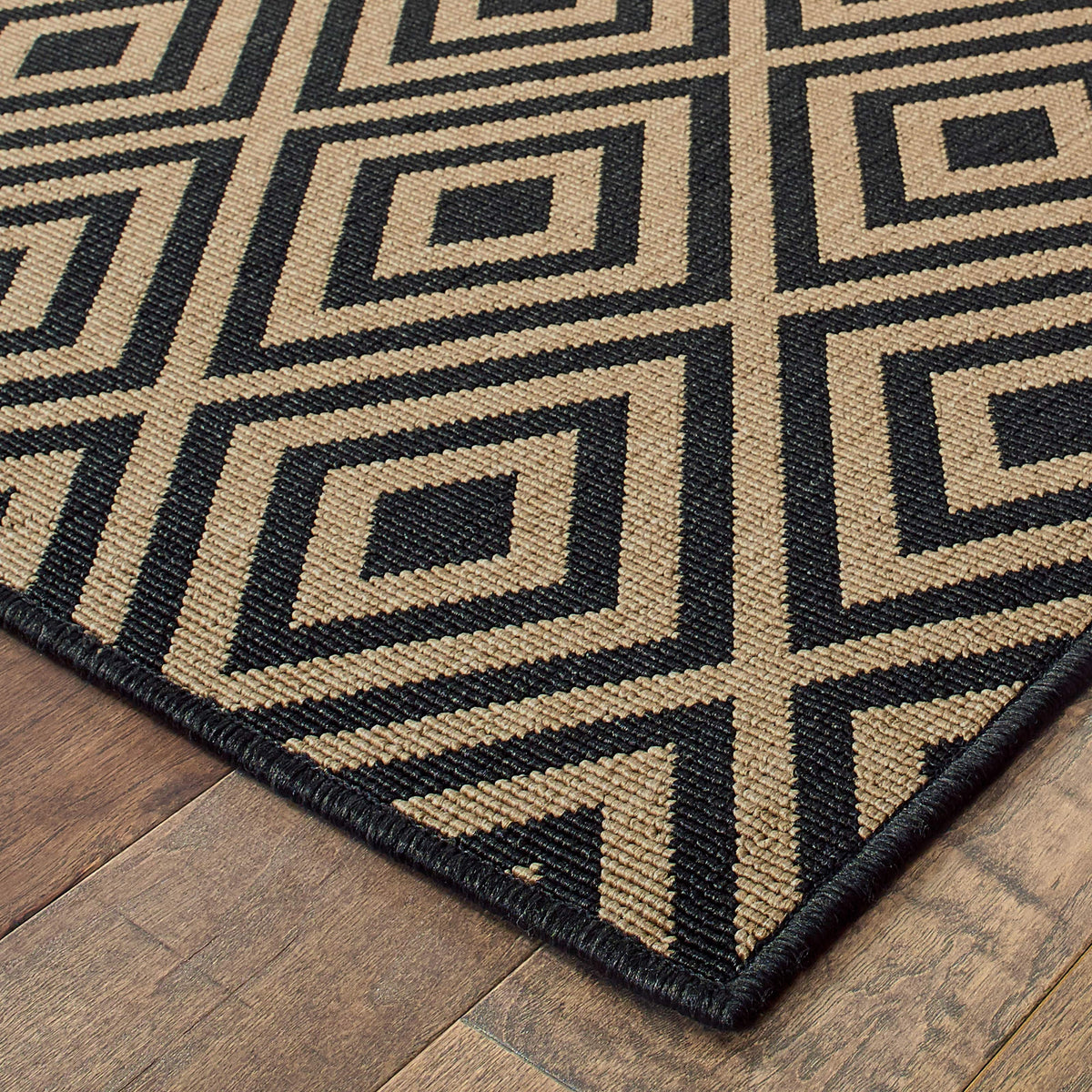 Marina Black & Tan Outdoor Rug